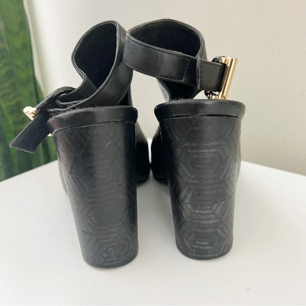 Tory Burch Grove Open Toe Leather Bootie Black Size 7